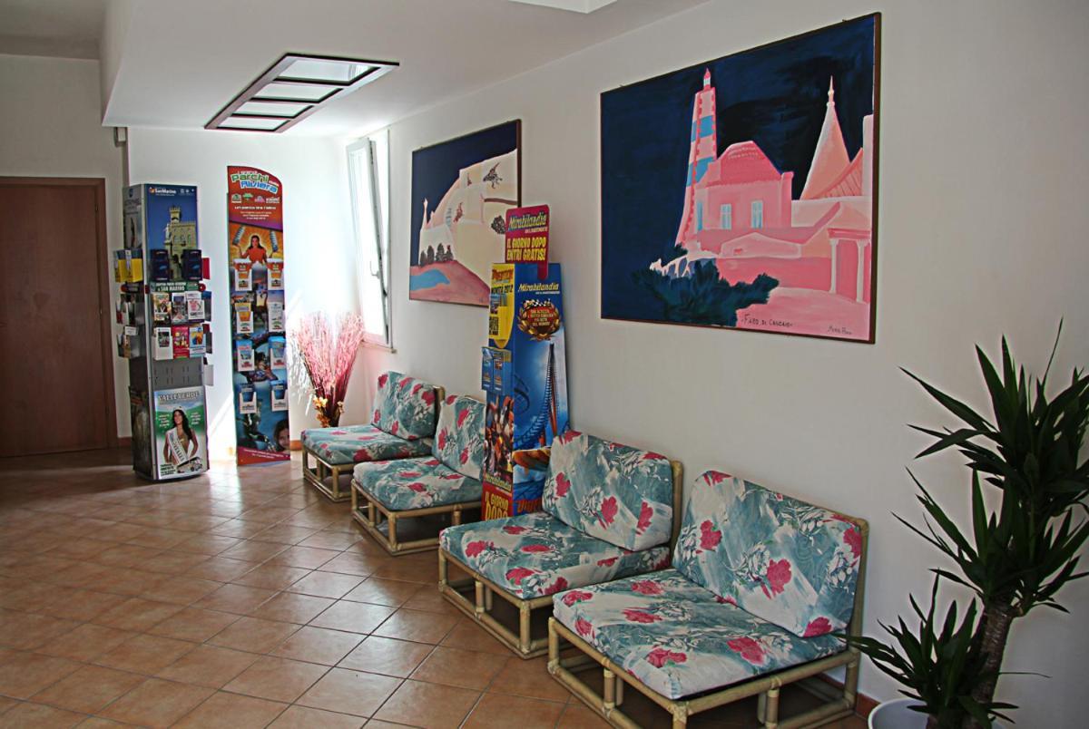 Residence Algarve 리미니 외부 사진