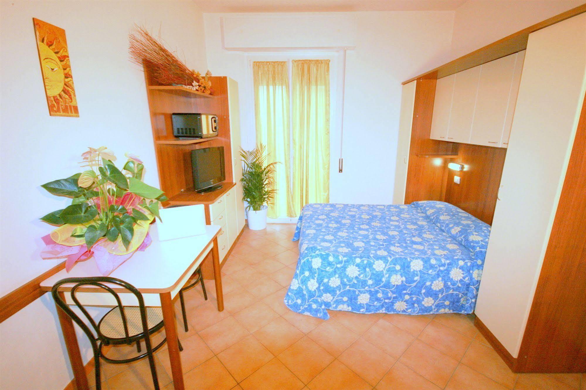 Residence Algarve 리미니 외부 사진
