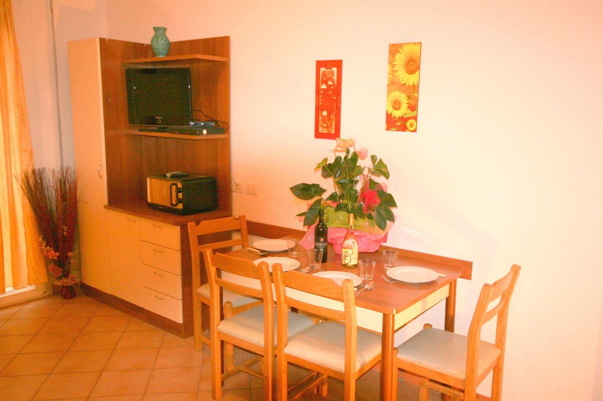 Residence Algarve 리미니 외부 사진